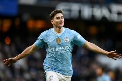 爱游戏彩票 -关于今晨足总杯传出新动向，多伦多猛龙刷新队史纪录，管理层表态：压力陡增，训练强度明显提升的信息