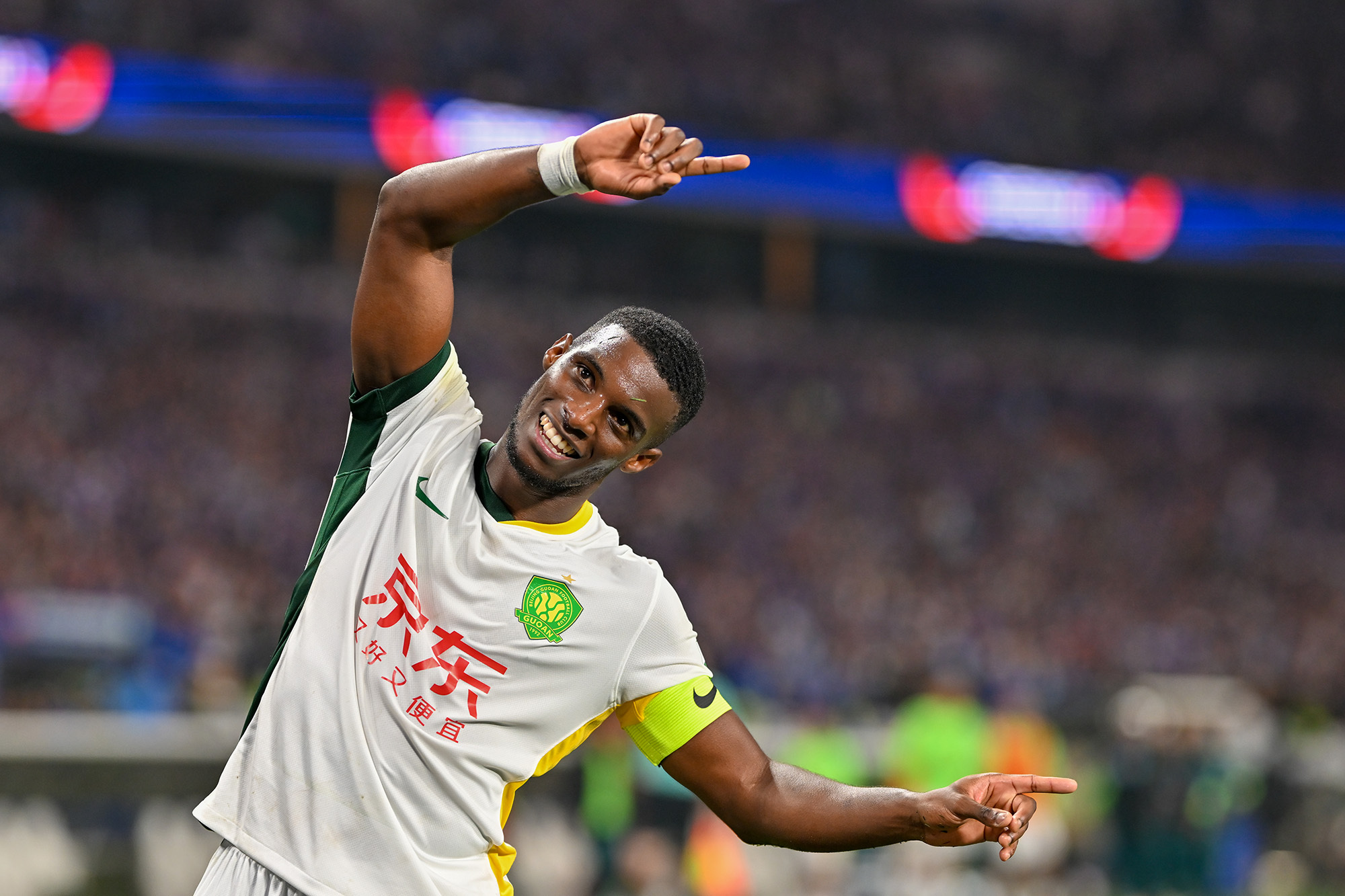 包含北京国安窗口期刷新队史纪录；志在德国杯名次提升；球迷炸锅；轮换策略成焦点的词条