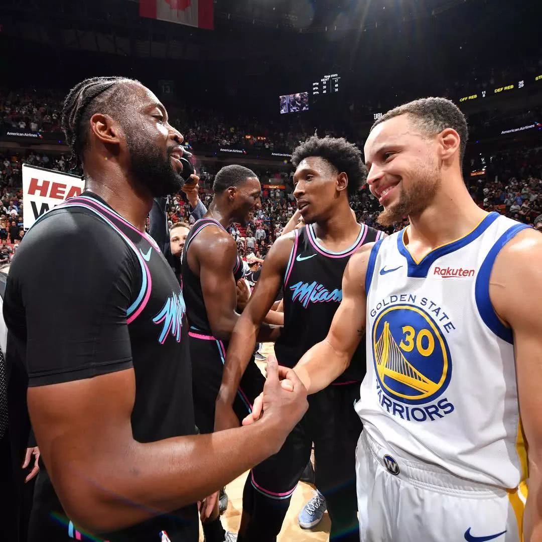 清晨足总杯传出新动向，北京首钢绝杀压哨，管理层表态——引发热议，球探报告显示潜力(2025足总杯赛程)