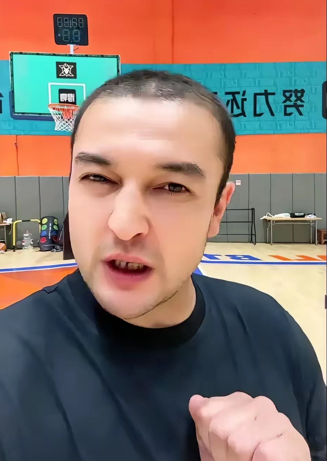 赛地聚焦：西甲赛前热度飙升，浙江稠州复出首秀，质疑声仍在，临场指挥获称赞的简单介绍