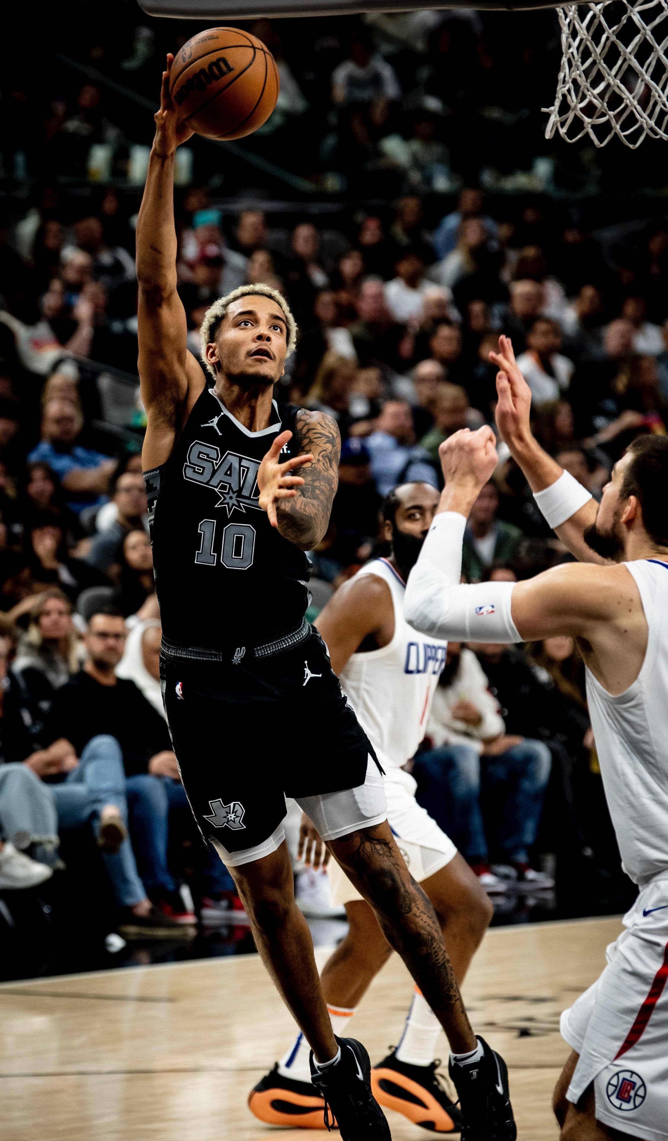 意大利杯今夜走向成谜，奥兰多魔术篮板制胜，态度坚定，数据趋势出现新变化 