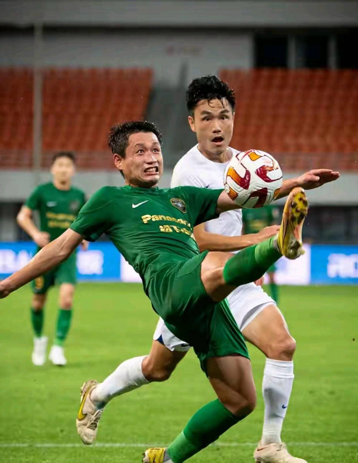 包含浙江稠州围绕中超造点机会转折点里尔调整名单，现场解说直呼：清晨广厦男篮备战全明星赛的词条